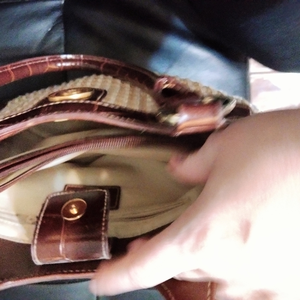 Purse - Picture 5 of 6